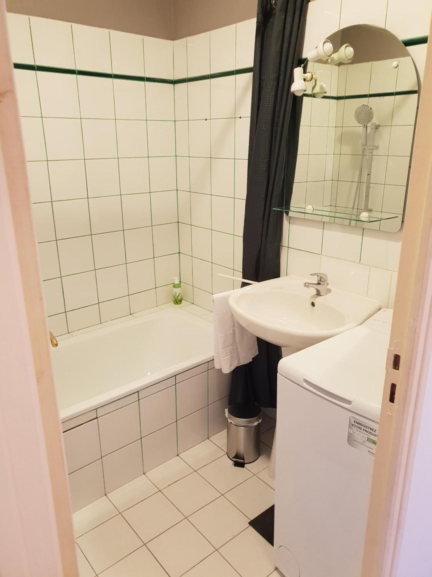 City House Appartements アントレーグ・シュル・ラ・ソルグ エクステリア 写真